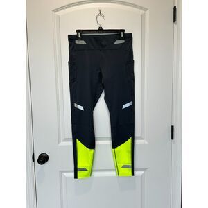 NWT Brooks Run Visible Tight Leggings Gray Reflective Size Large